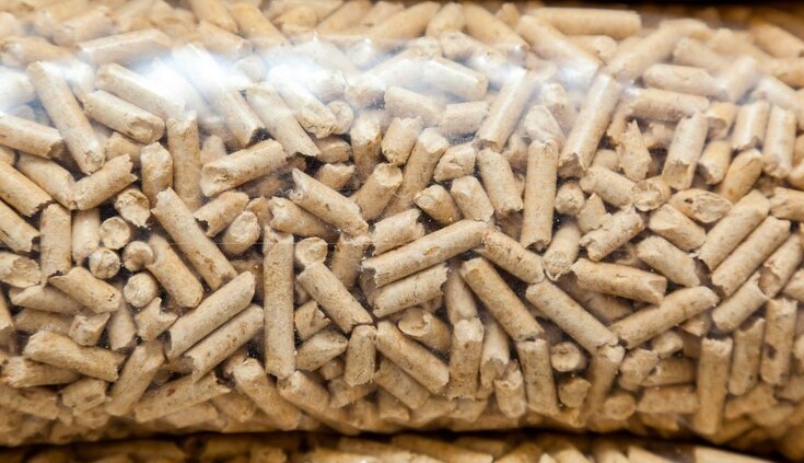 Pine pellets 8mm Premium (in bags) - Bio Wood Group